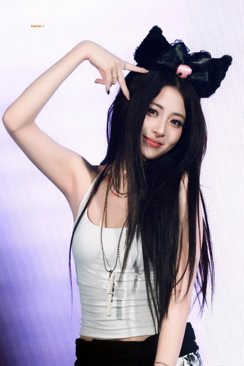 르세라핌 허윤진