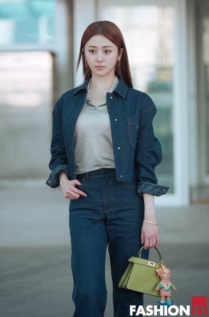 르세라핌 허윤진