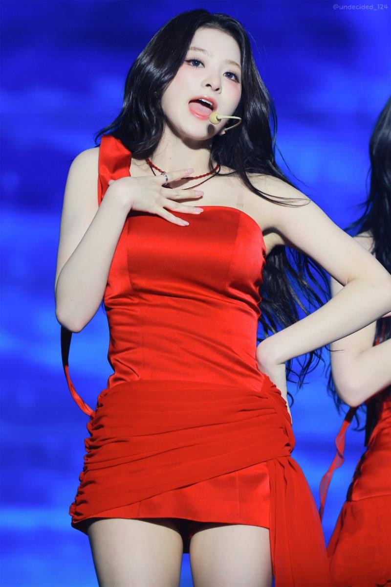 프로미스나인 이나경