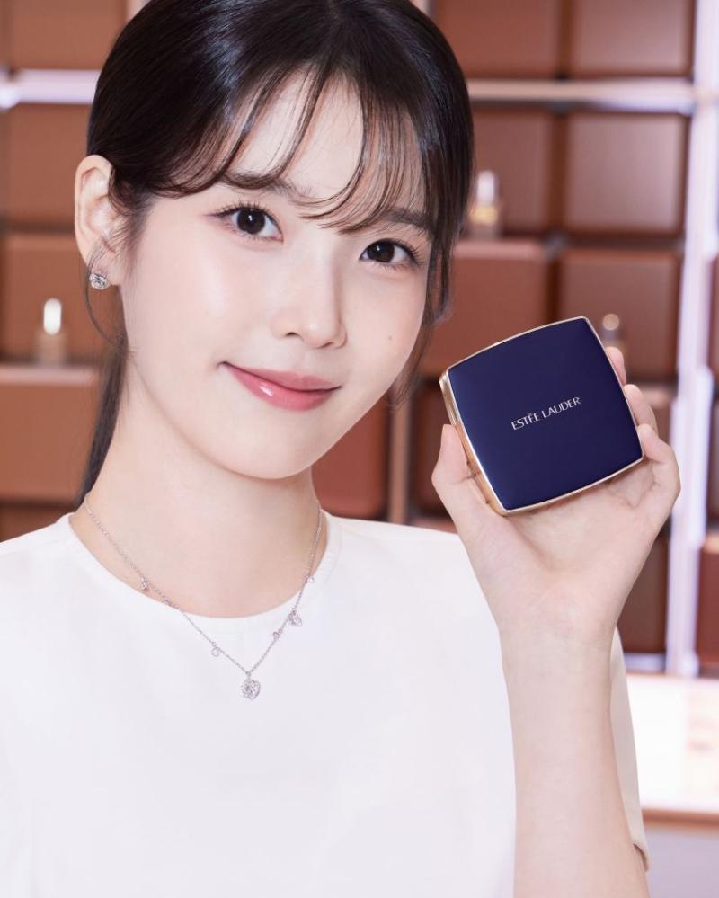 아이유 공승연 변우석 노상현 21세기대군부인 고화질/ 아이유 리콜라 에스티로더