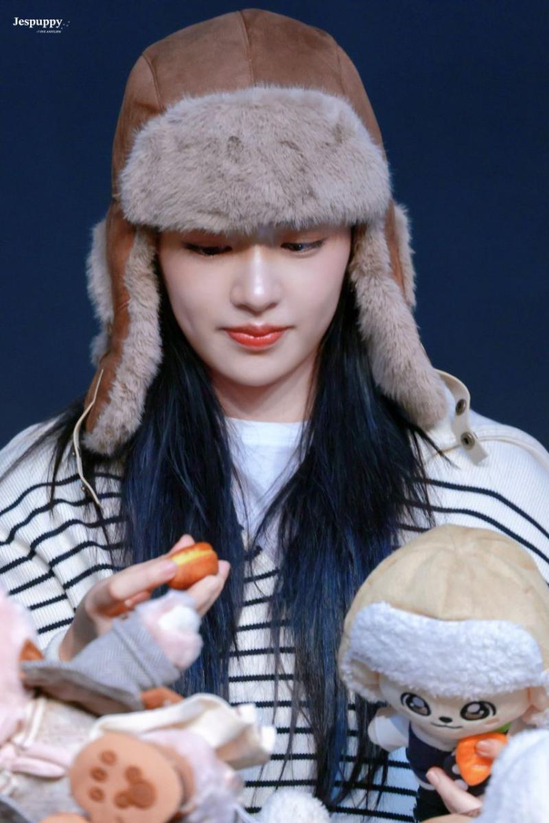 아이브 안유진