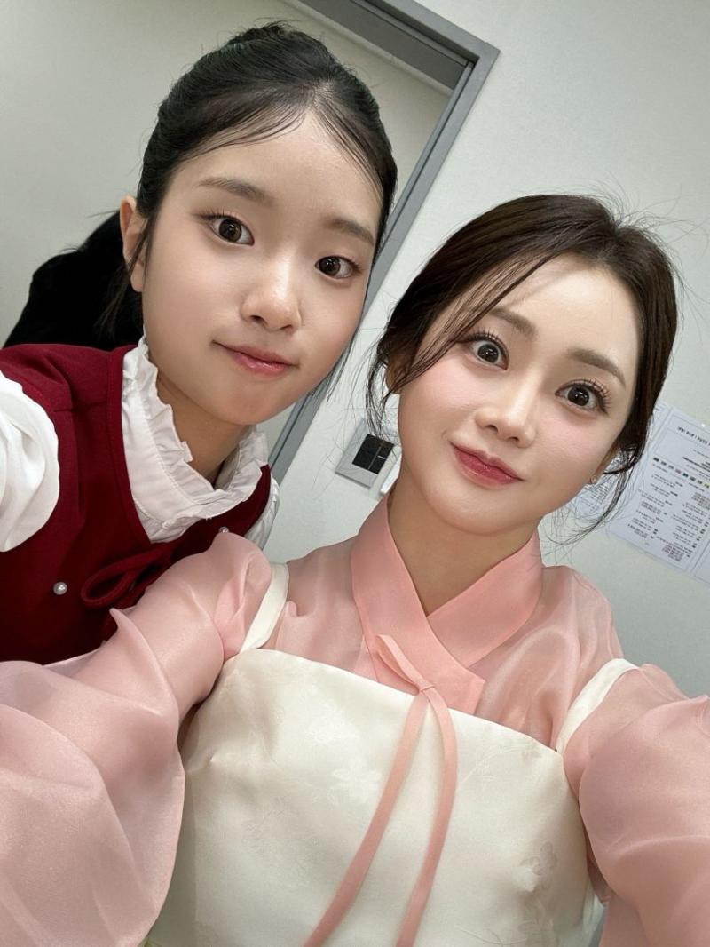 홍지윤