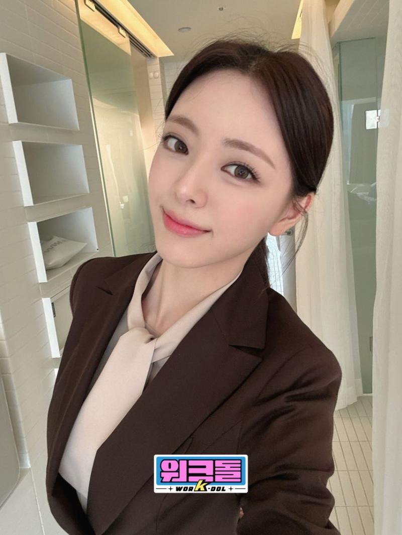 프로미스나인 박지원,ITZY 유나