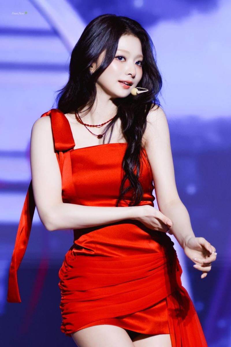 프로미스나인 이나경