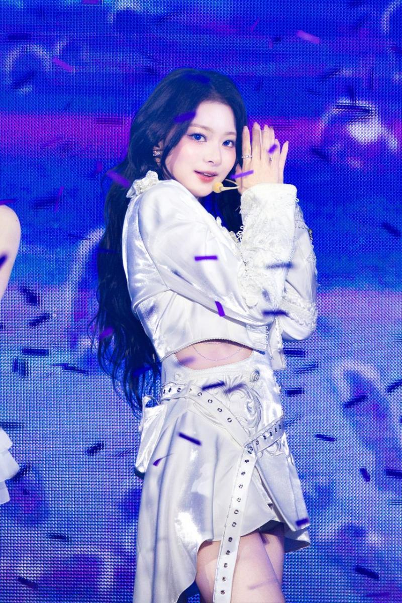 프로미스나인 이나경