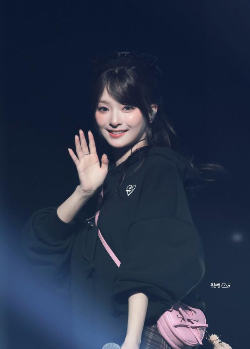 프로미스나인 이나경