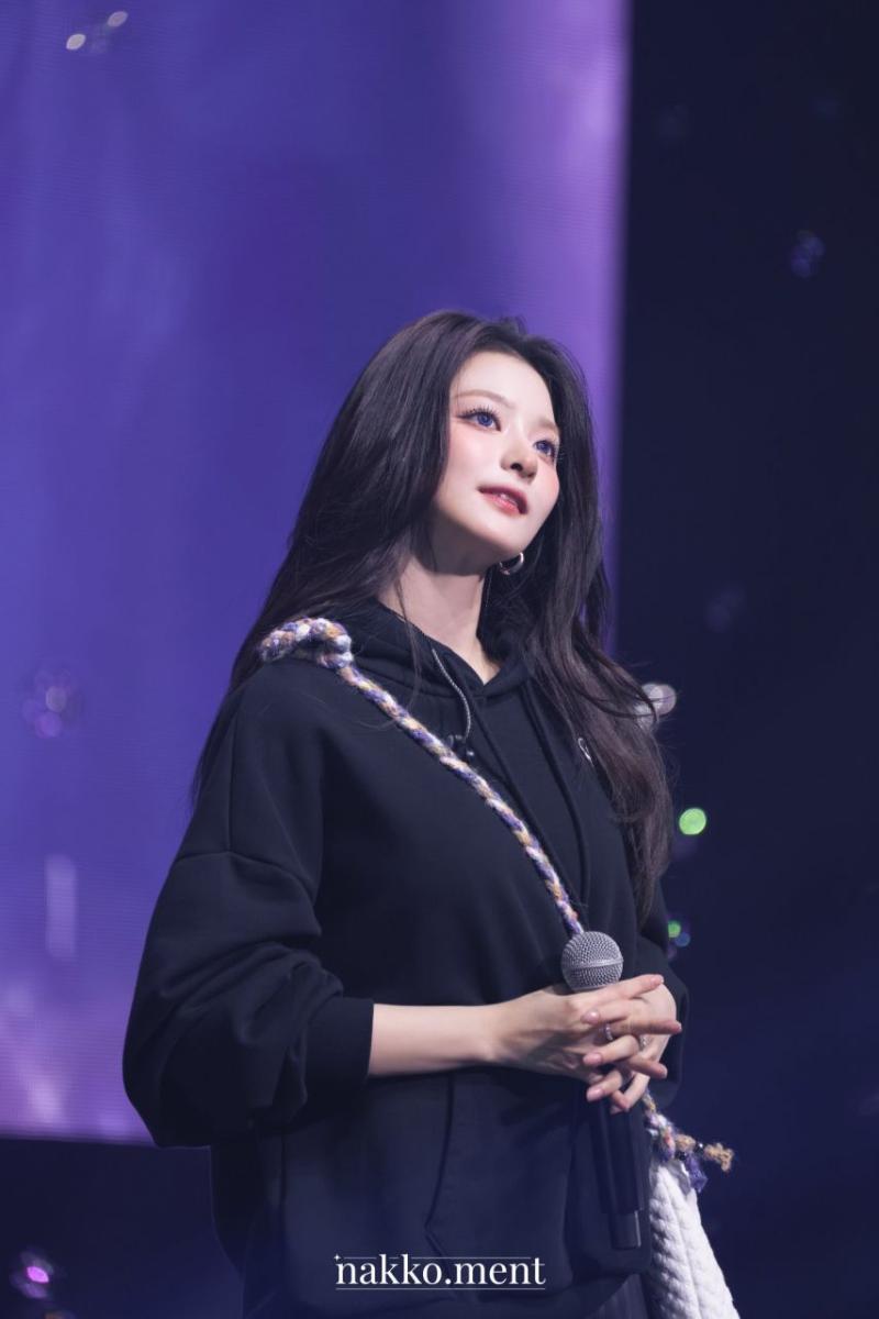 프로미스나인 이나경