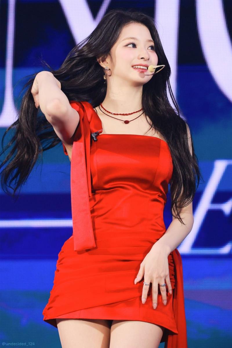 프로미스나인 이나경