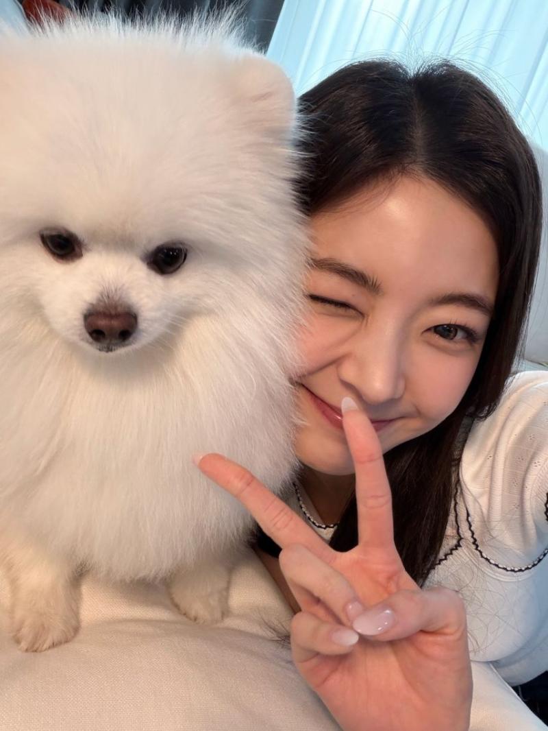 ITZY 리아,채령
