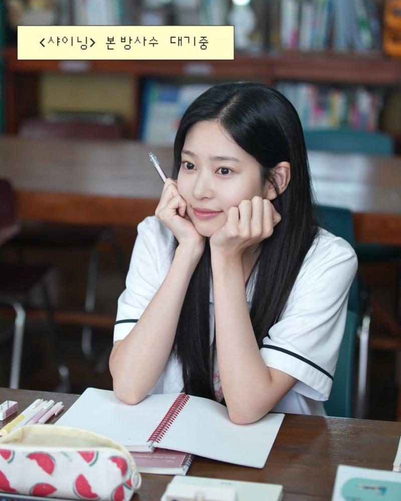 김민주