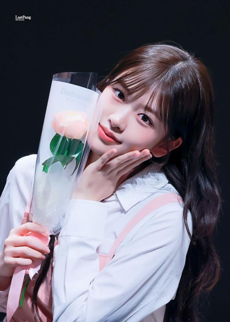 아이브 안유진