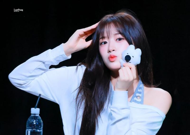 아이브 안유진