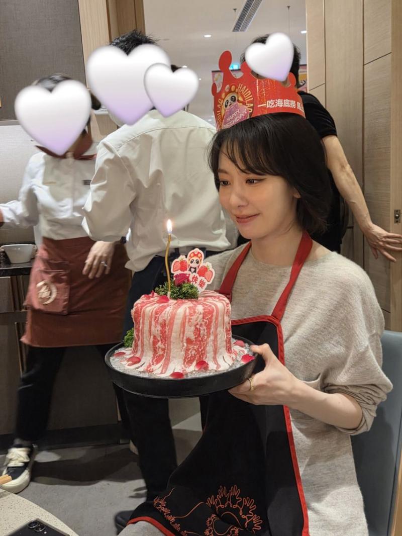 르세라핌 사쿠라 / 사쿠라 (허윤진,카즈하,홍은채)