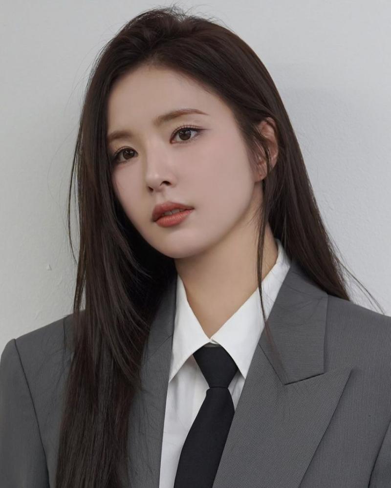 [신세경] 봄날의 햇살 같은 수트세경 비하인드