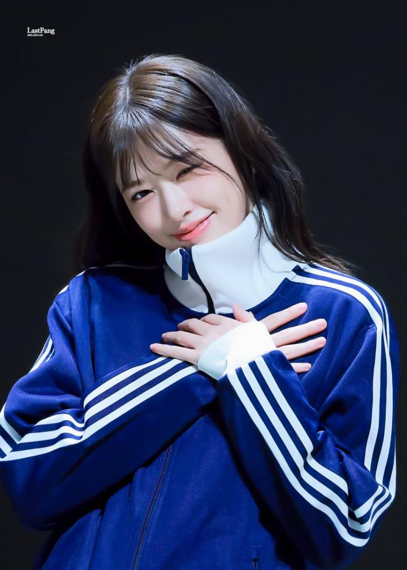 아이브 안유진