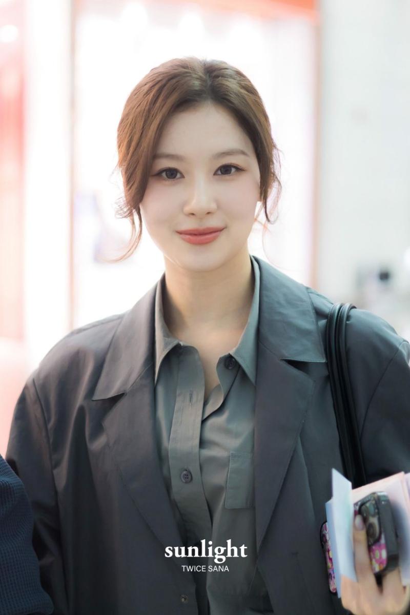 트와이스 사나