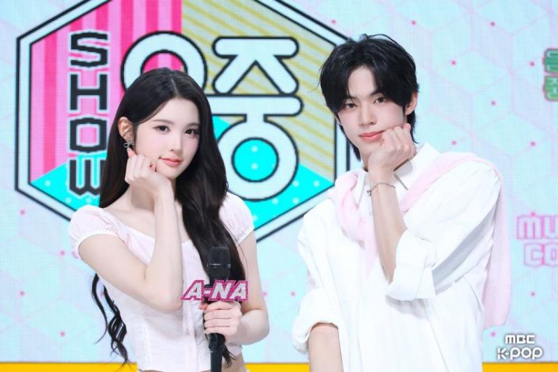 하츠투하츠 에이나, 투어스 도훈