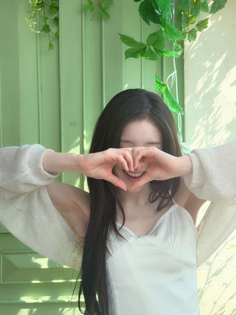 희진 ARTMS아르테미스 인별