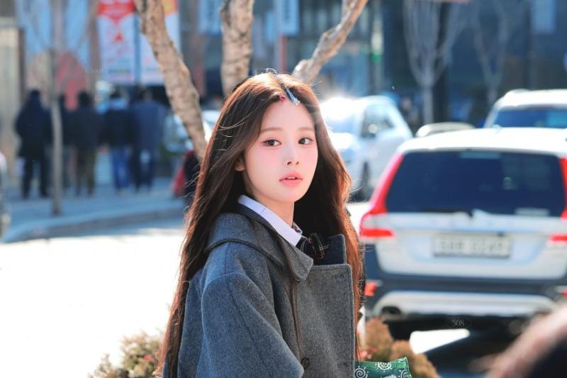 이즈나 방지민