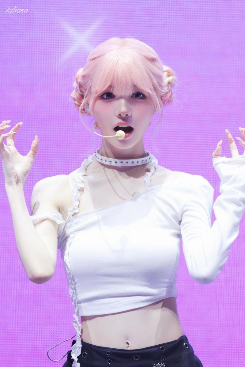 트리플에스 김채원