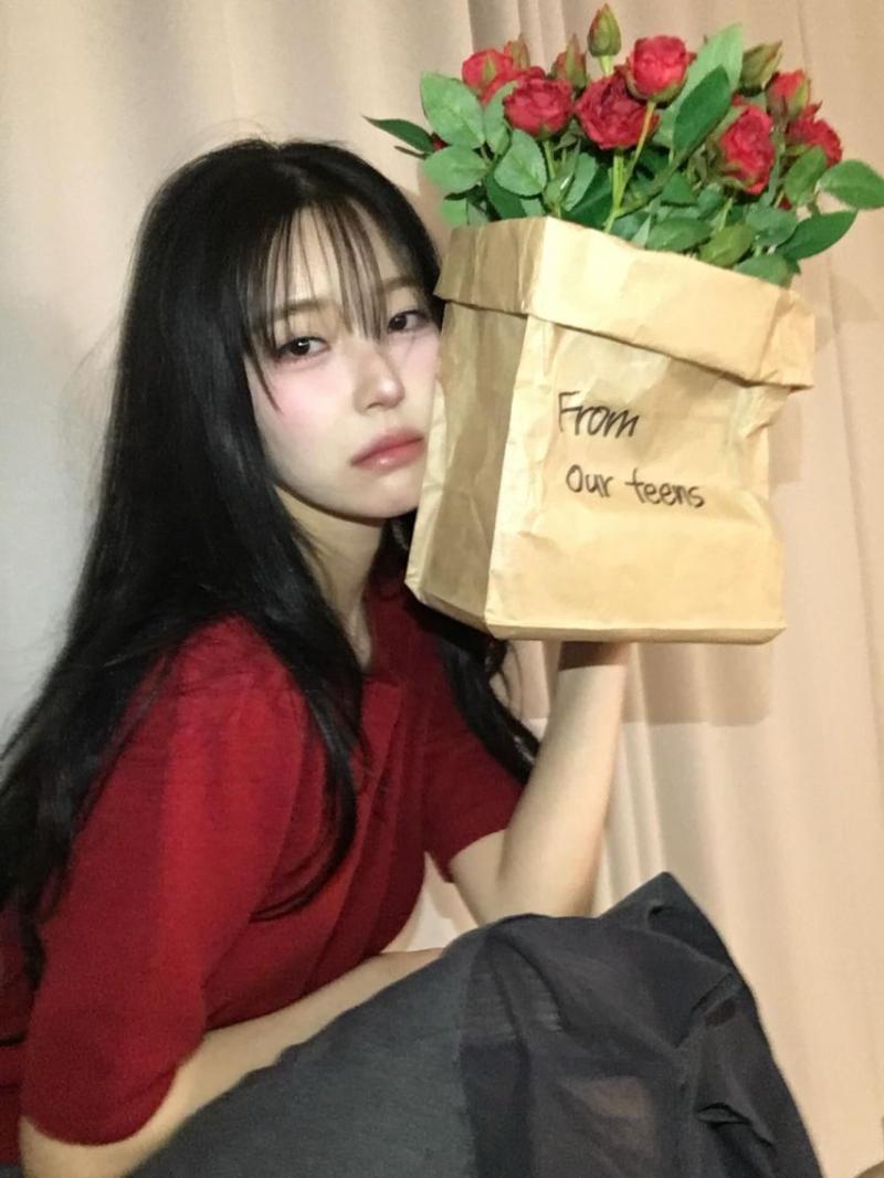 프로미스나인 박지원,백지헌