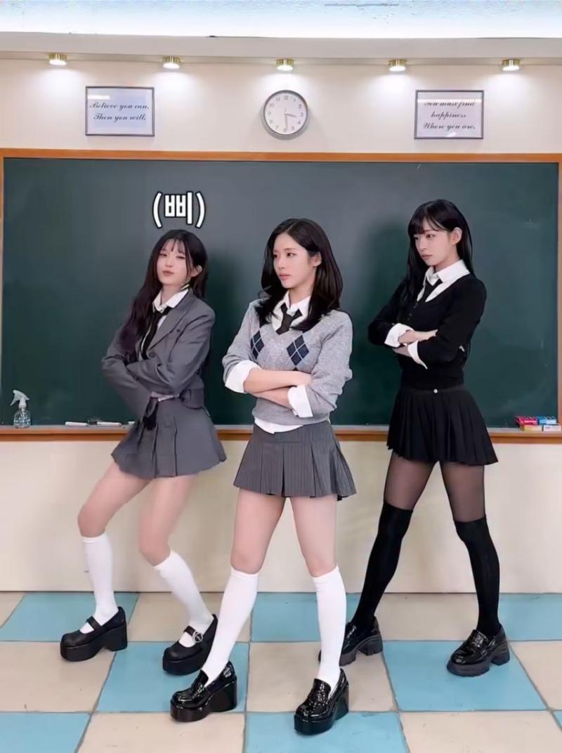 고부갈등상 프로미스나인 이채영 몸매.jpg