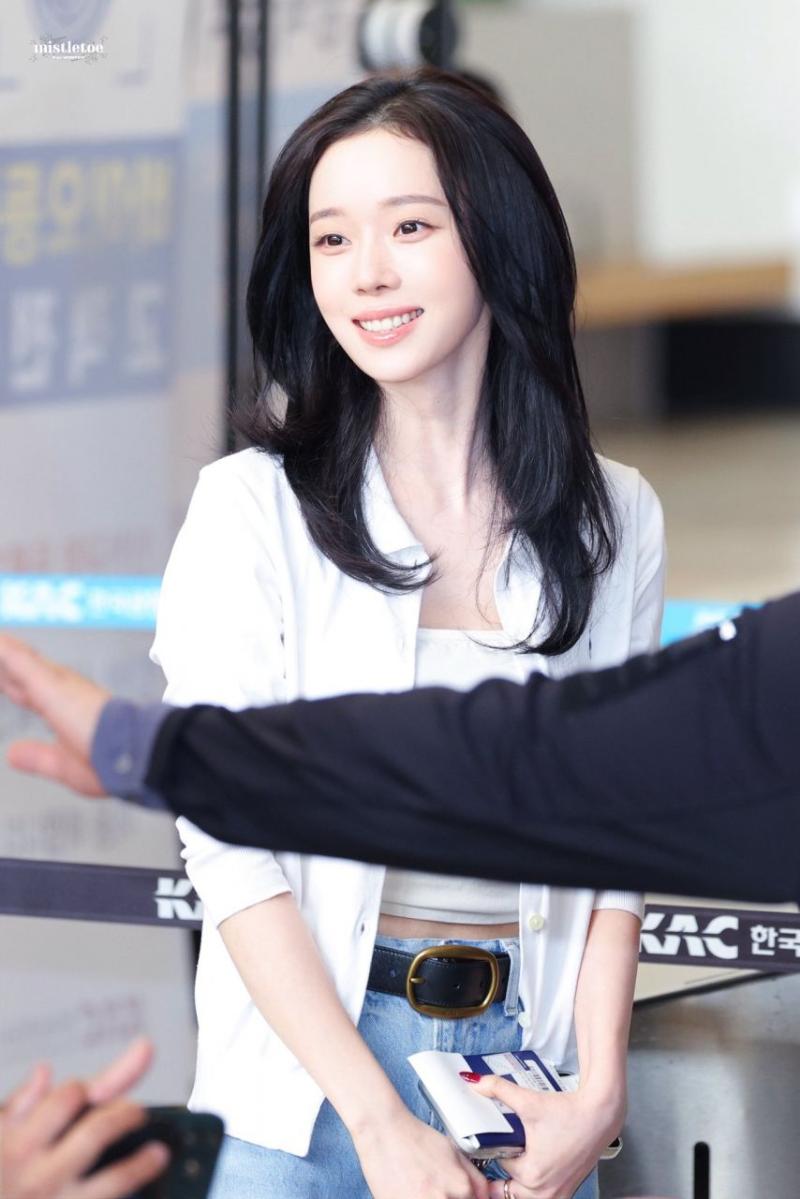 260321 상하이로 출국하는 에스파 윈터