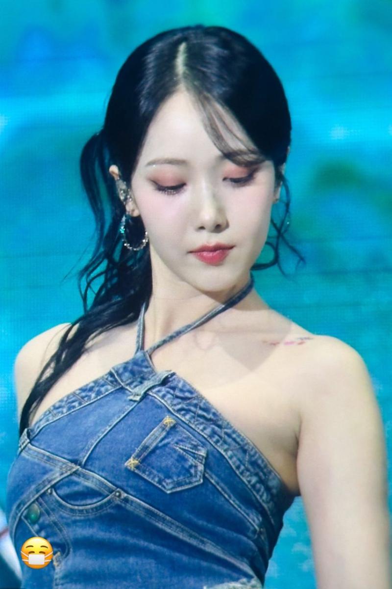 VIVIZ 신비