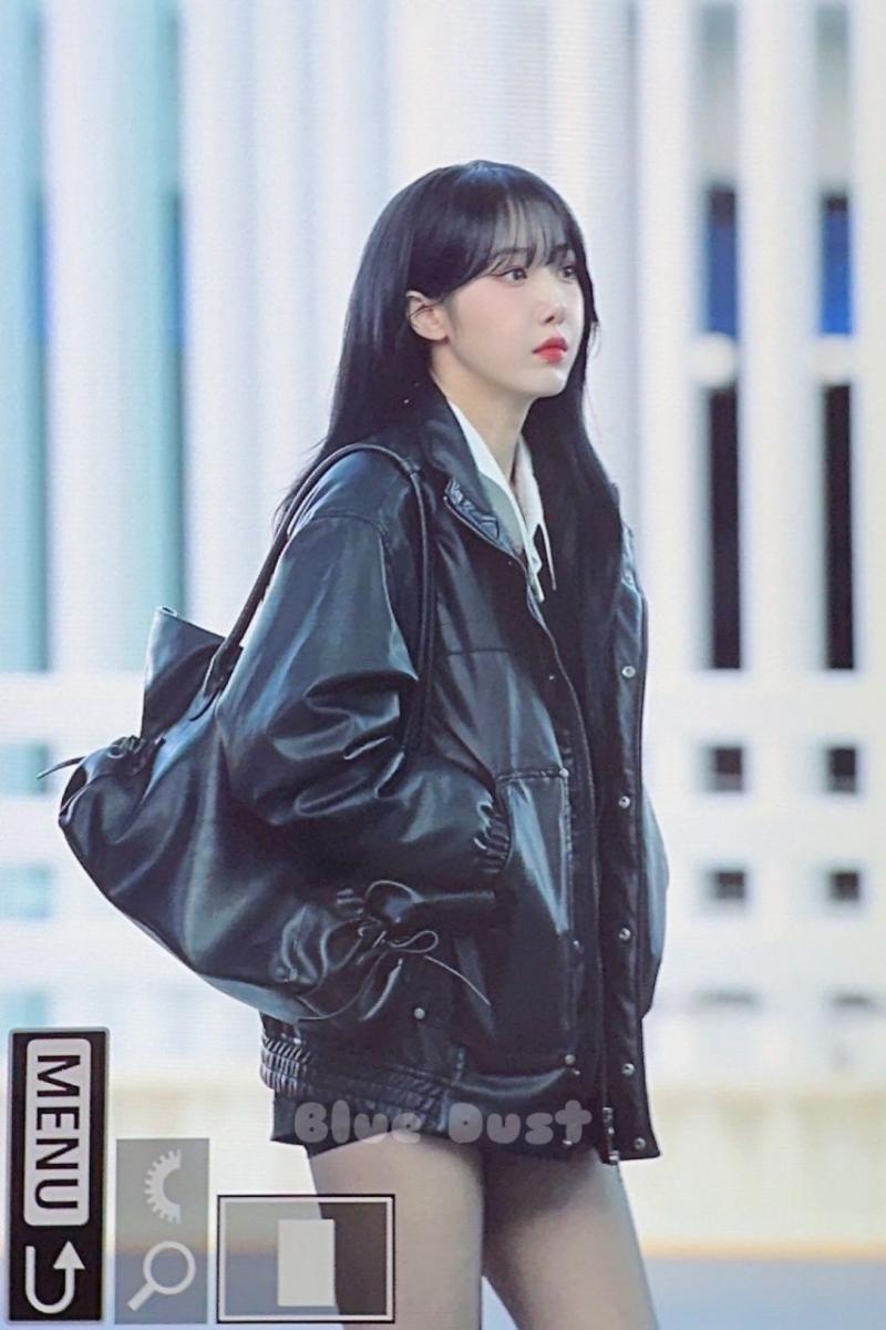 VIVIZ 신비