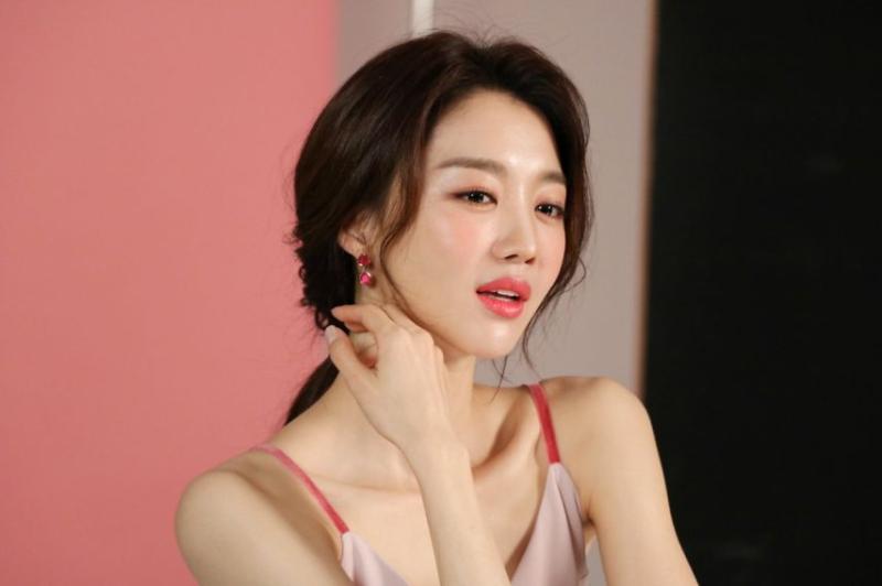 배우 장희진