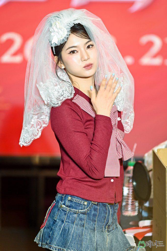 스테이씨 아이사