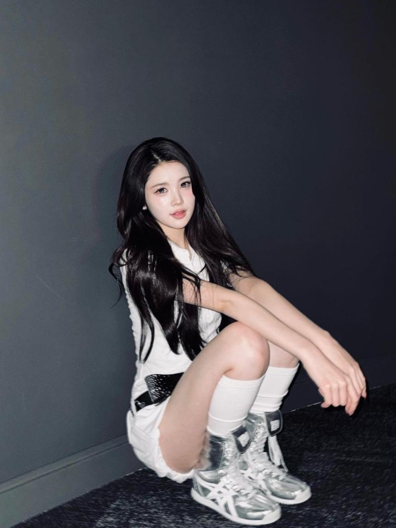 하츠투하츠 에이나
