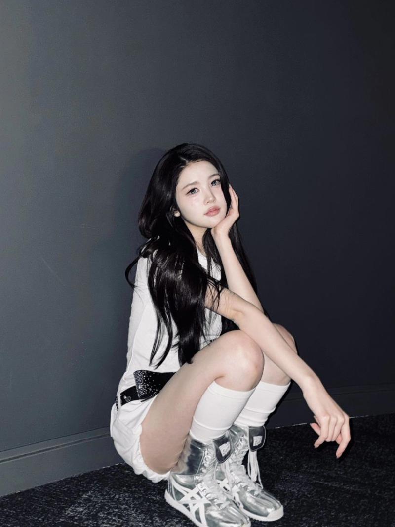 하츠투하츠 에이나