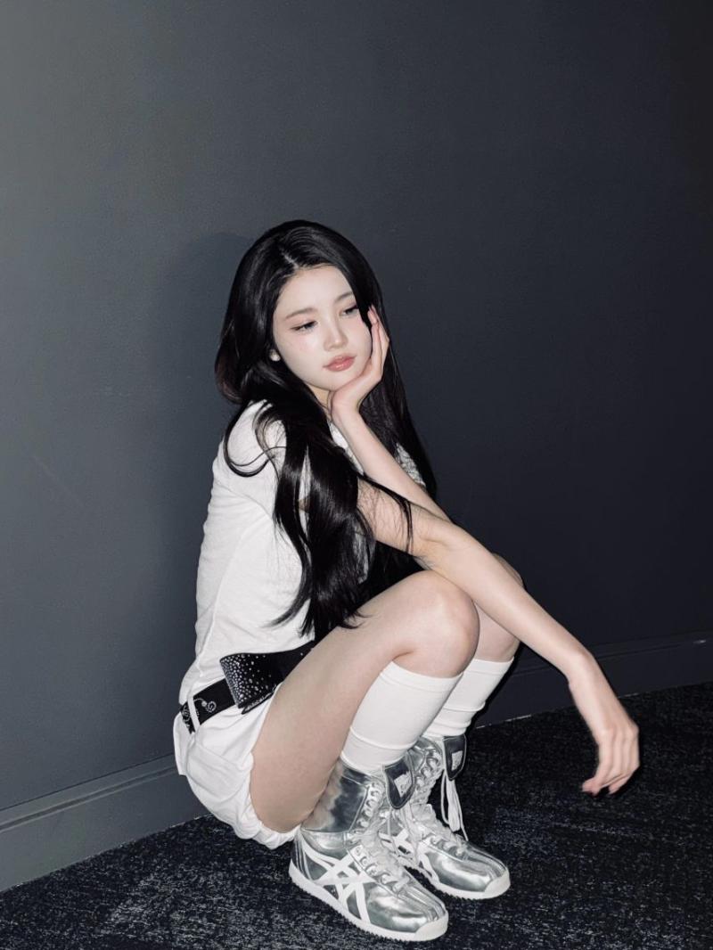 하츠투하츠 에이나