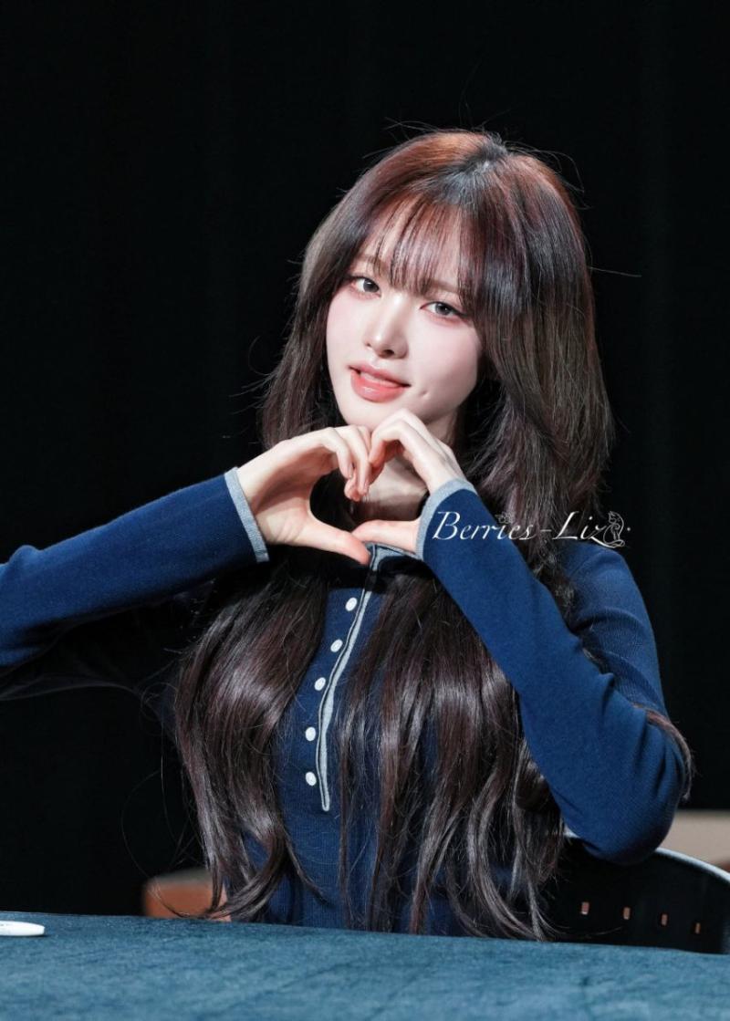 [아이브] 리즈 미모 ...jpgif