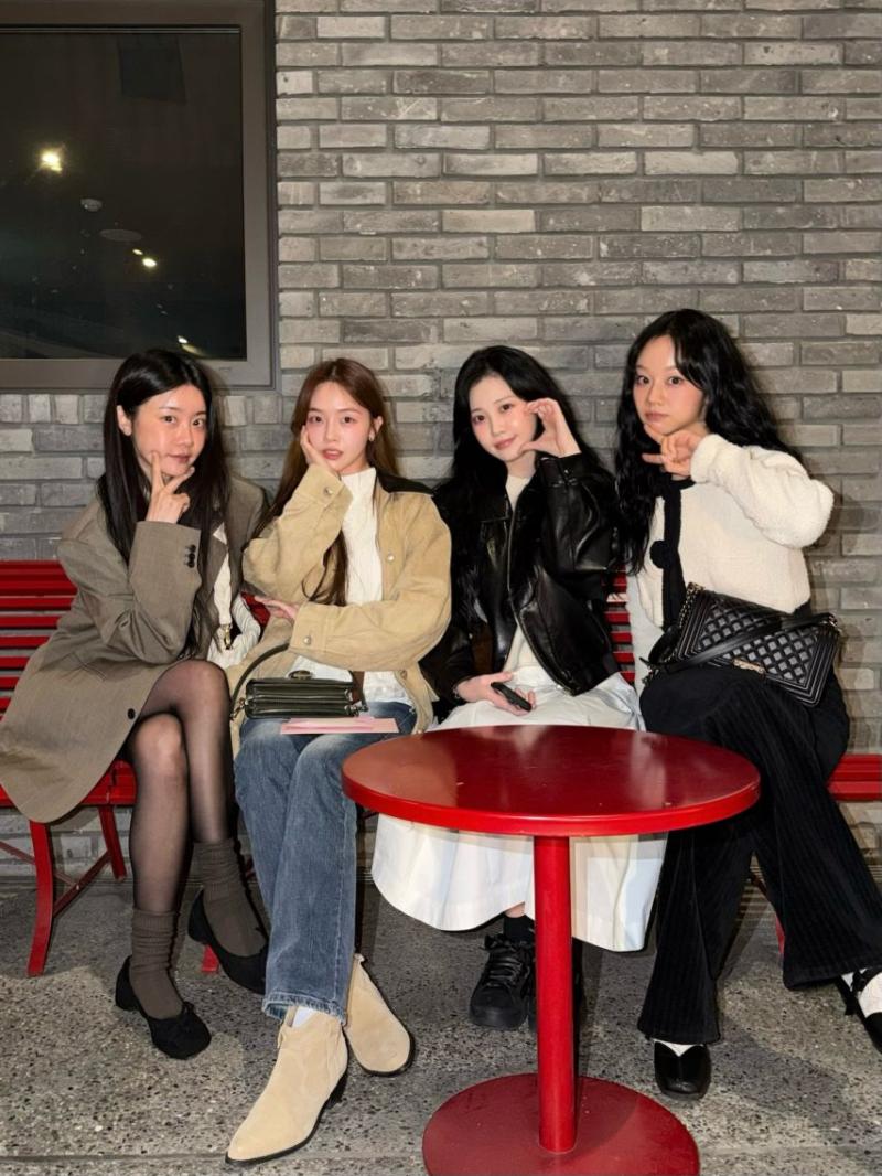 민아 혜리 유라 소진 걸스데이 인별