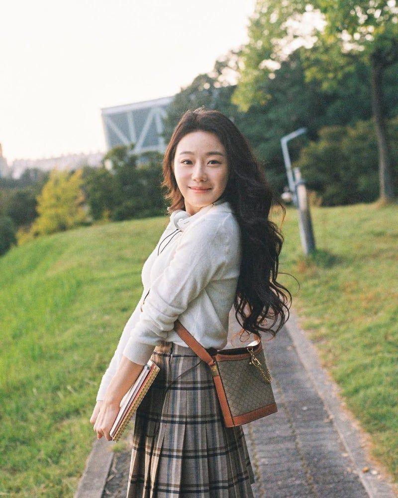 이시원 연기보단 몸매로 알려진 유부녀
