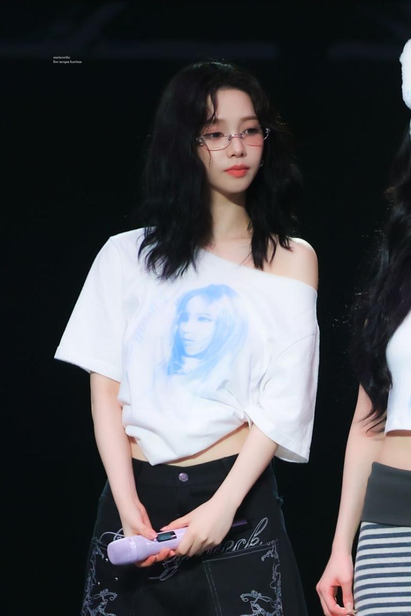 에스파 카리나