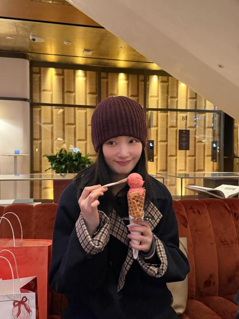 정채연