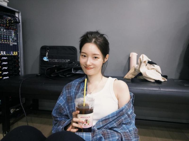 정채연