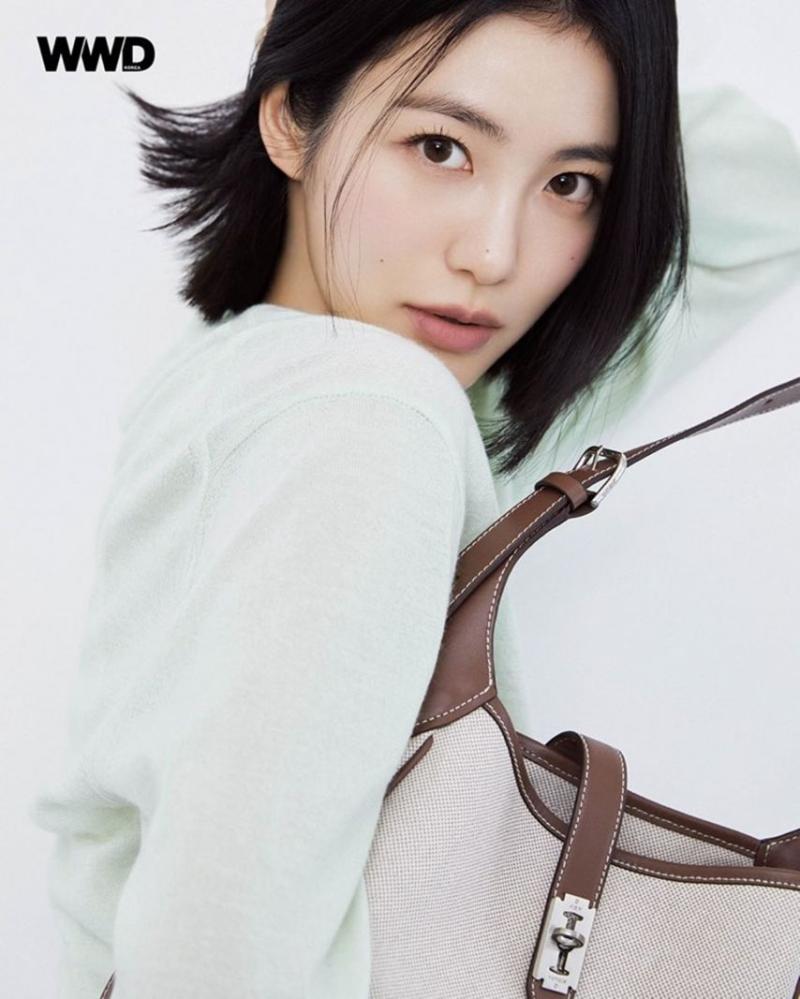 배우 신예은