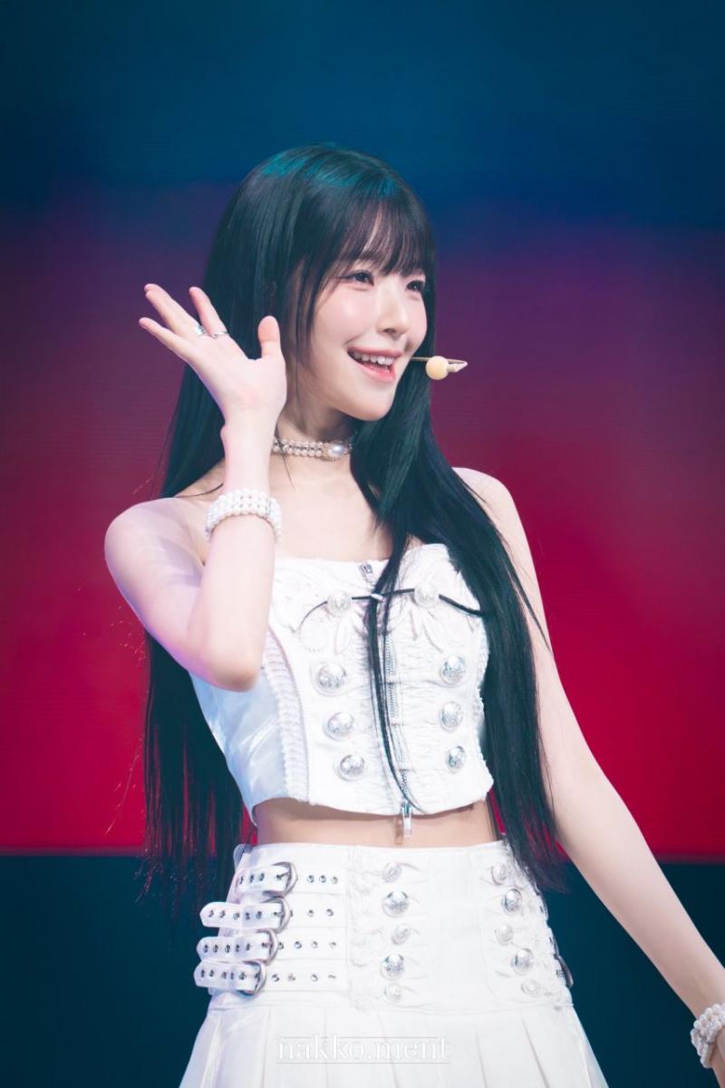 프로미스나인 백지헌