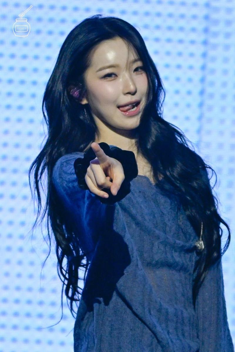 프로미스나인 백지헌