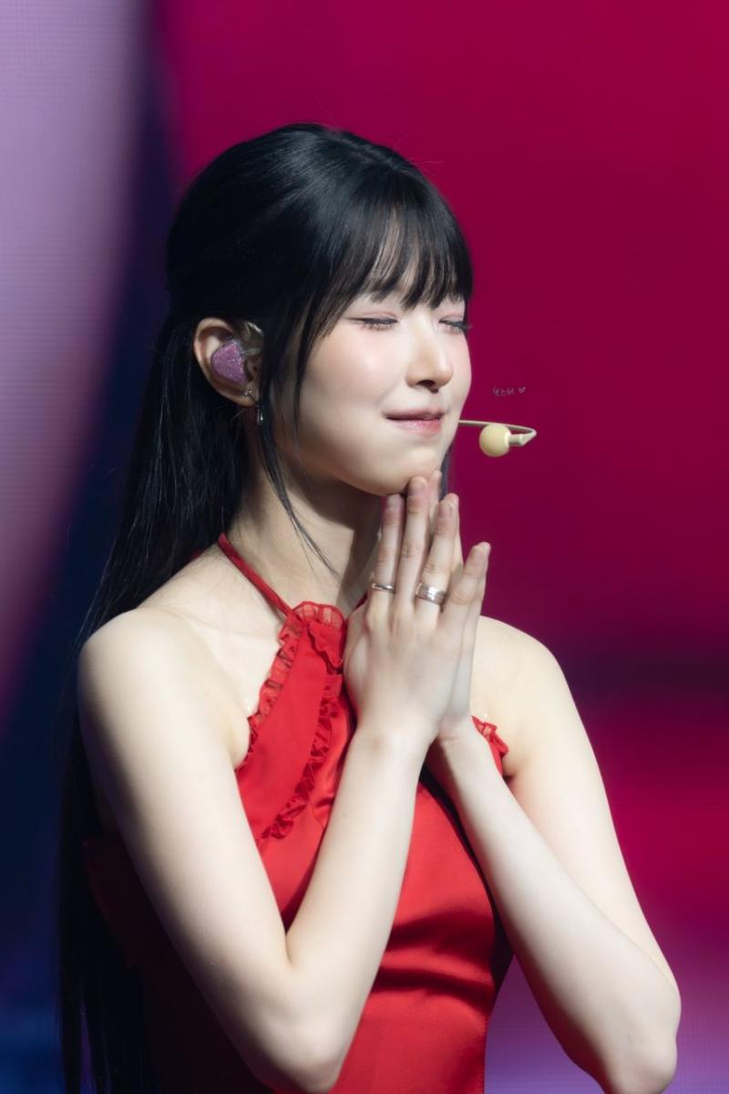 프로미스나인 백지헌