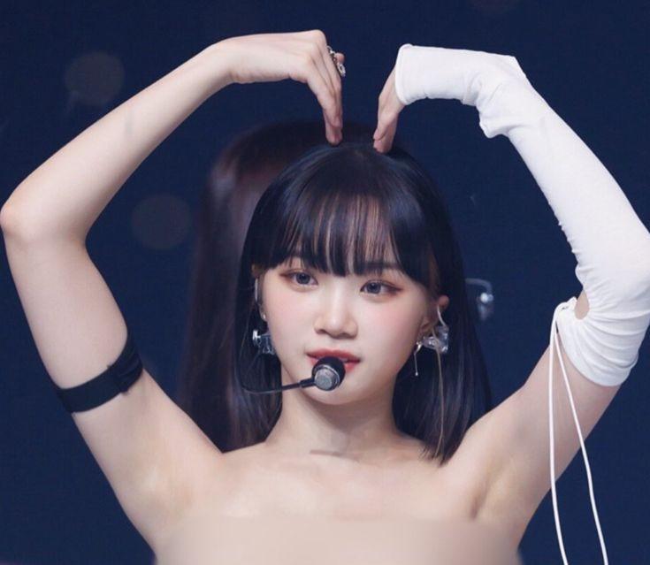 서양남자들에게 인기 최고인  김채연.gif