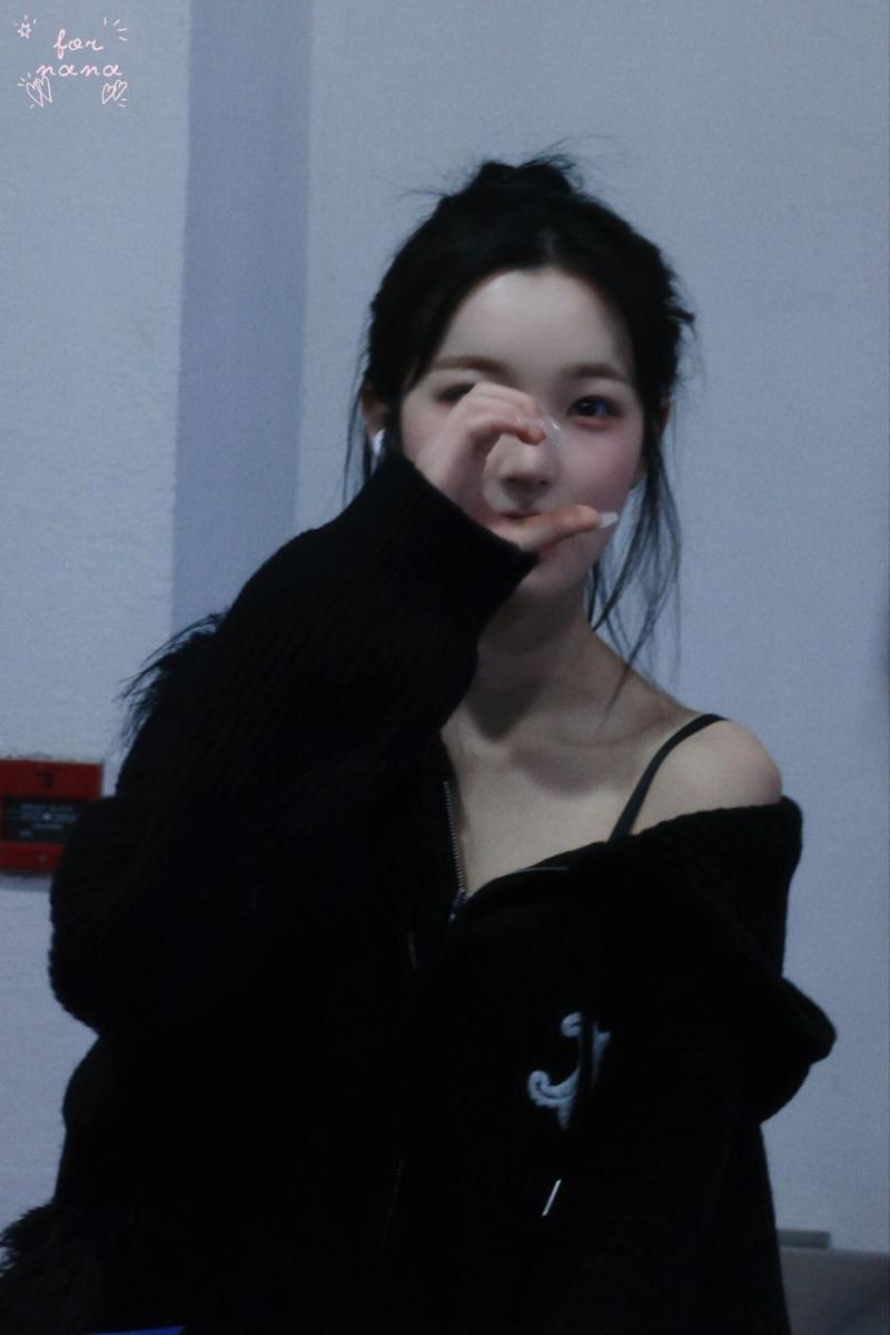 프로미스나인 백지헌