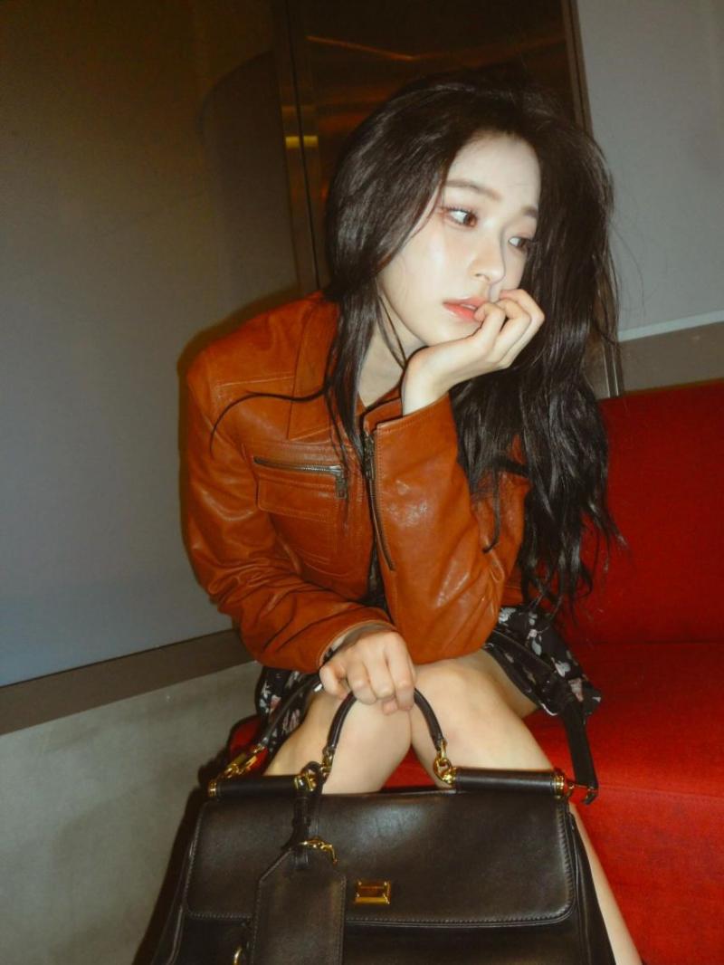 프로미스나인 백지헌