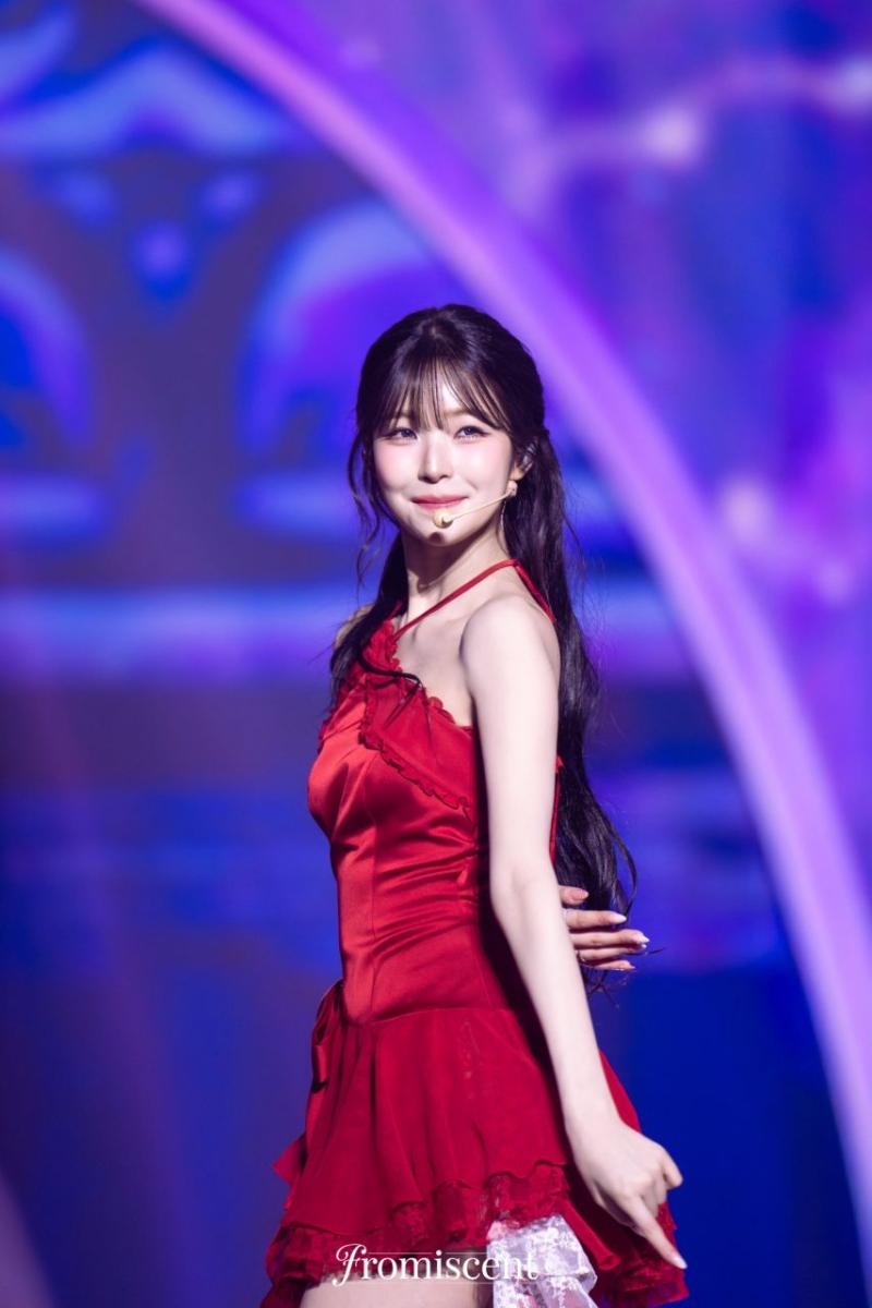 프로미스나인 백지헌
