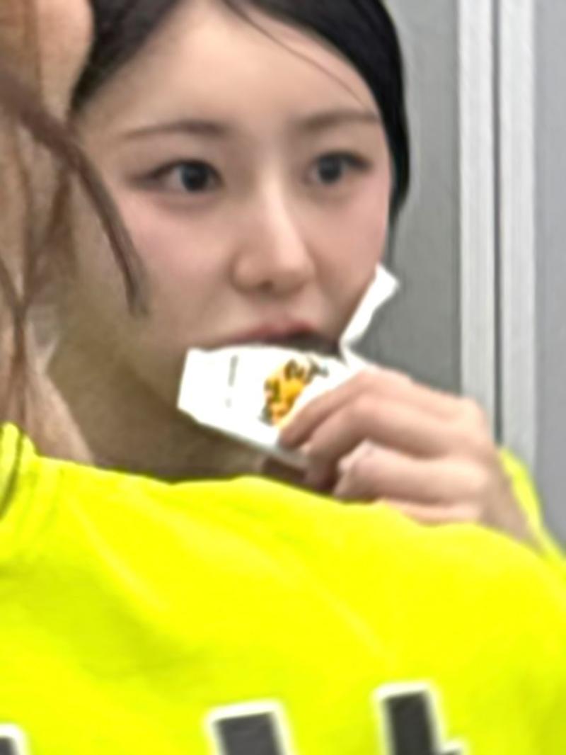 이채연