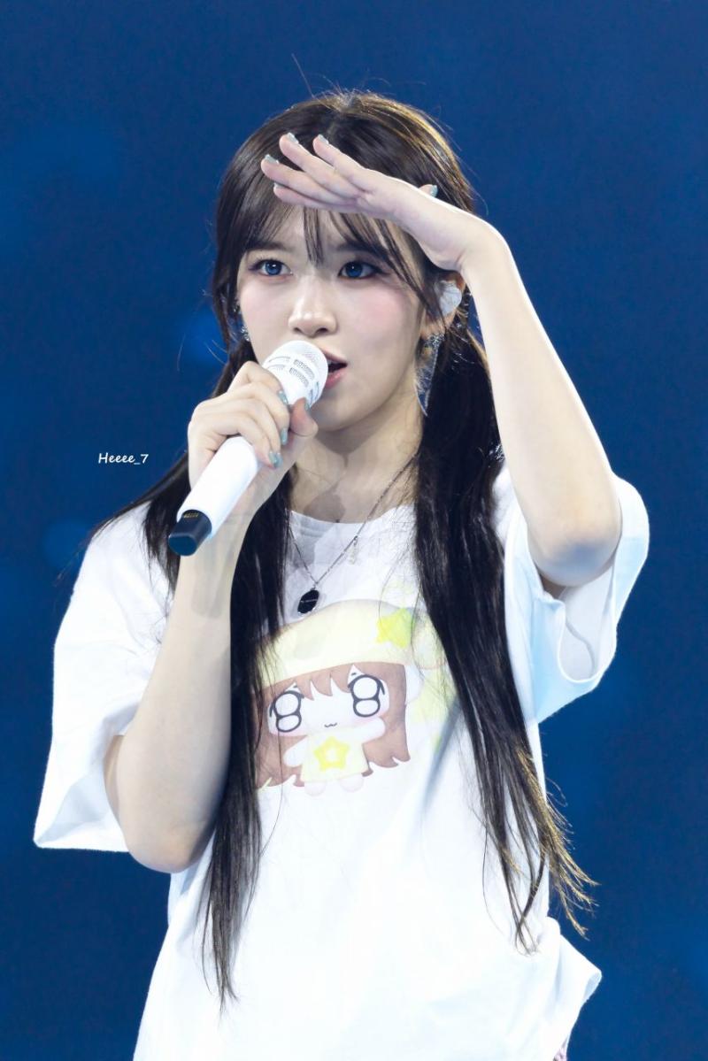 아이브 안유진